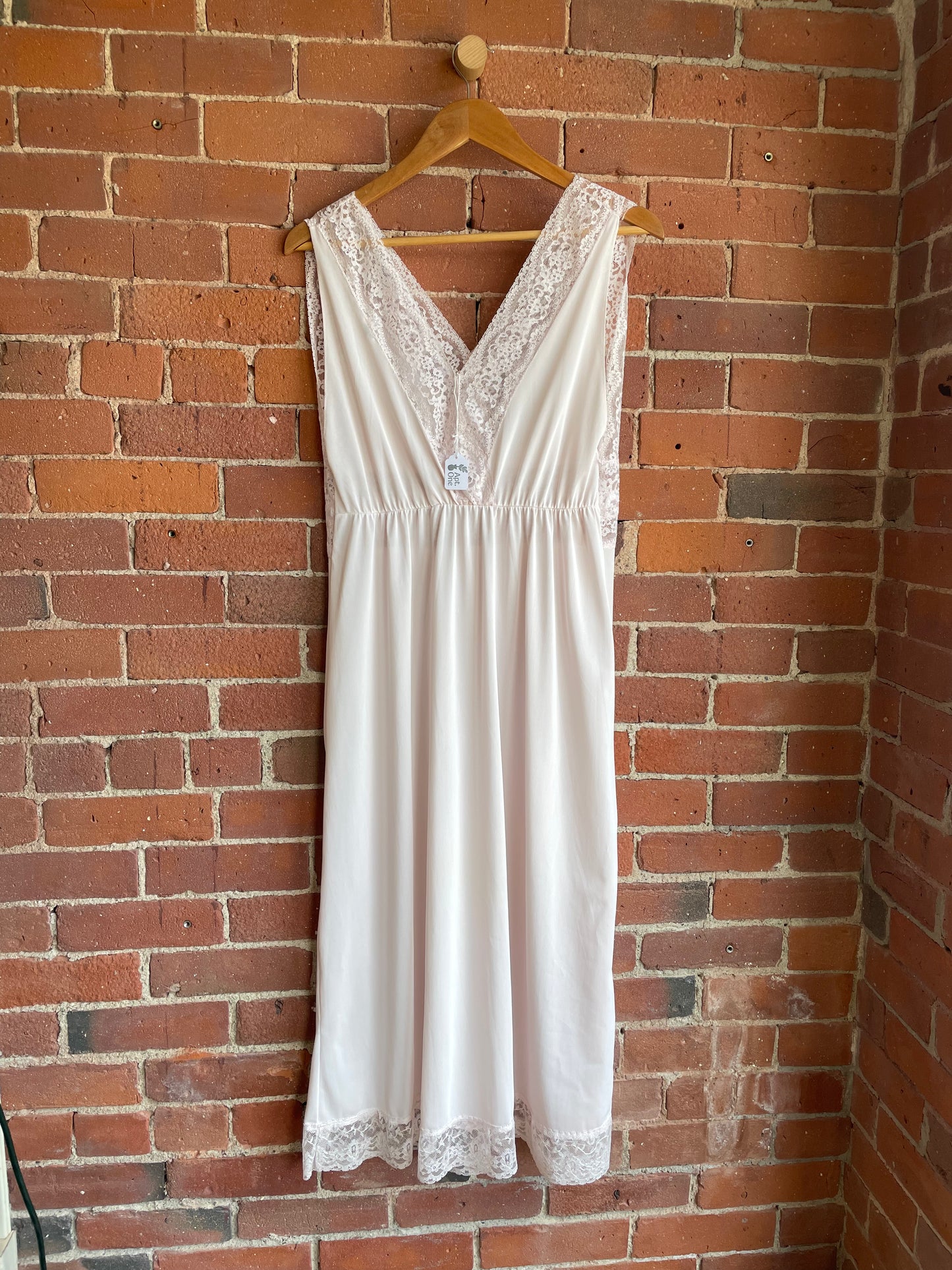 Light Pink Lace Dress SS1