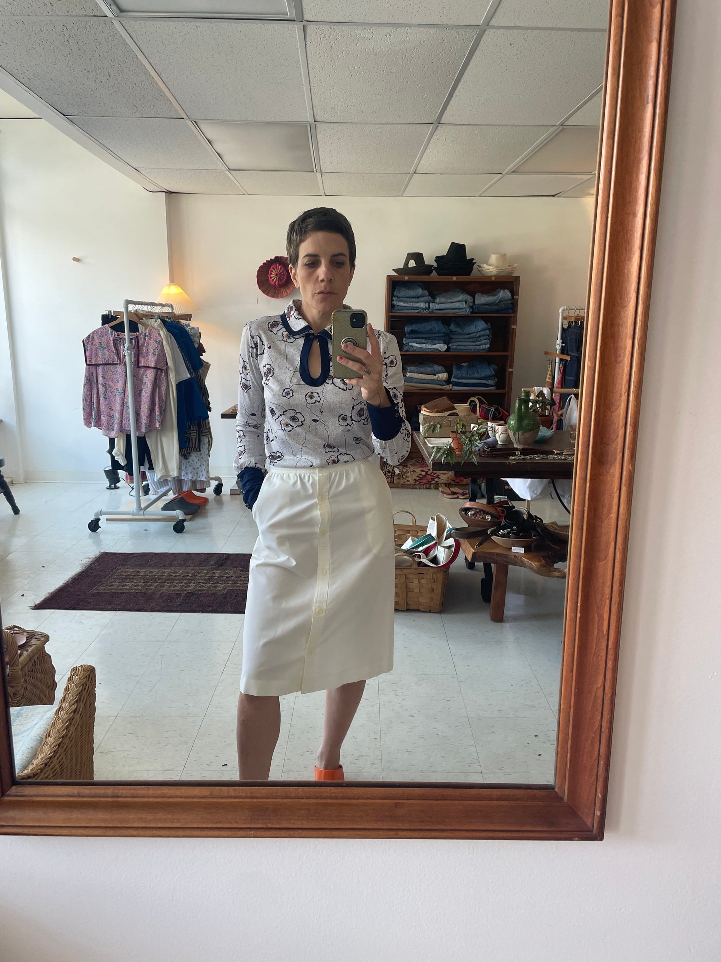 White secretary skirt SS1