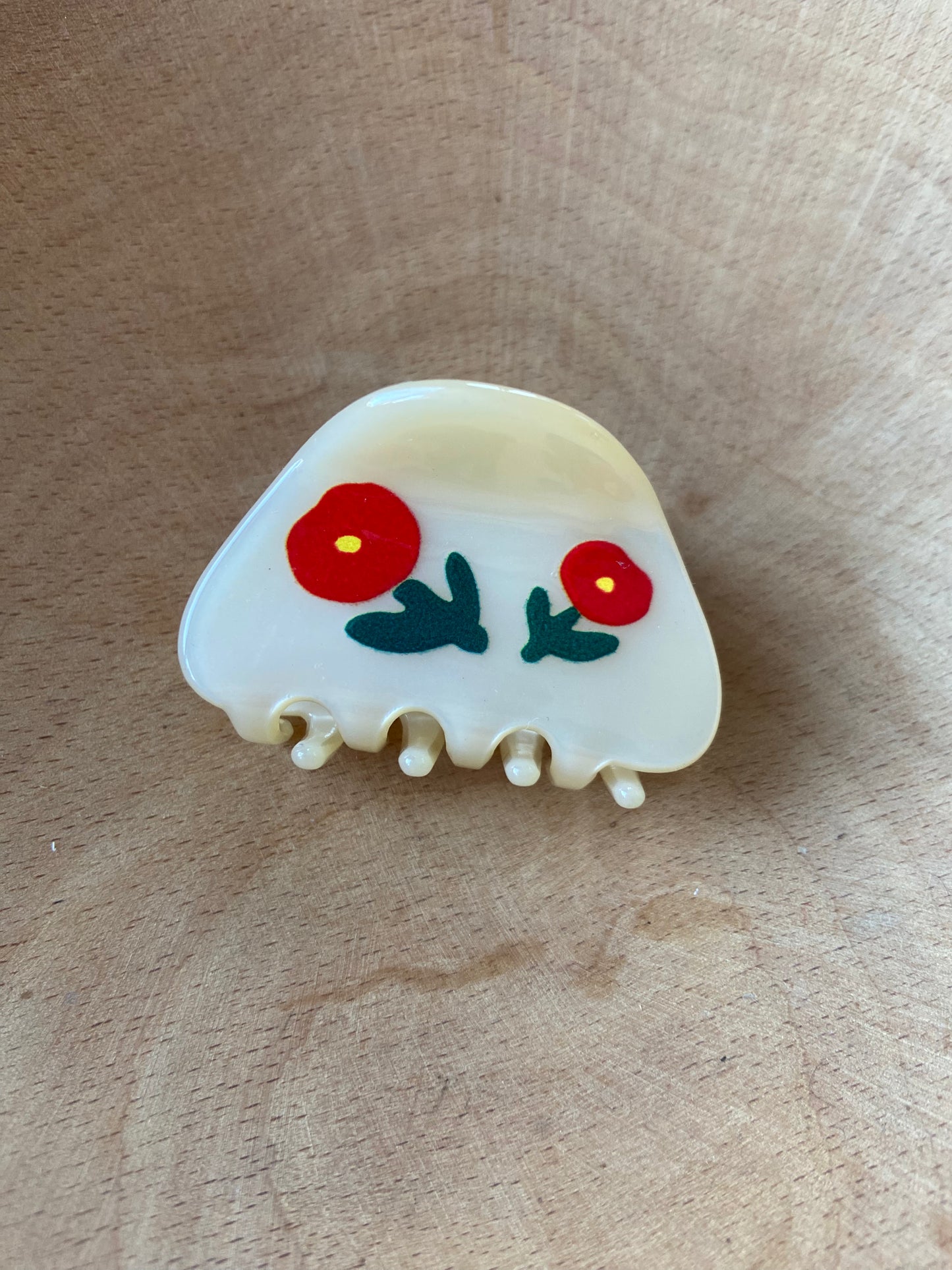 Pearl flower hair clip