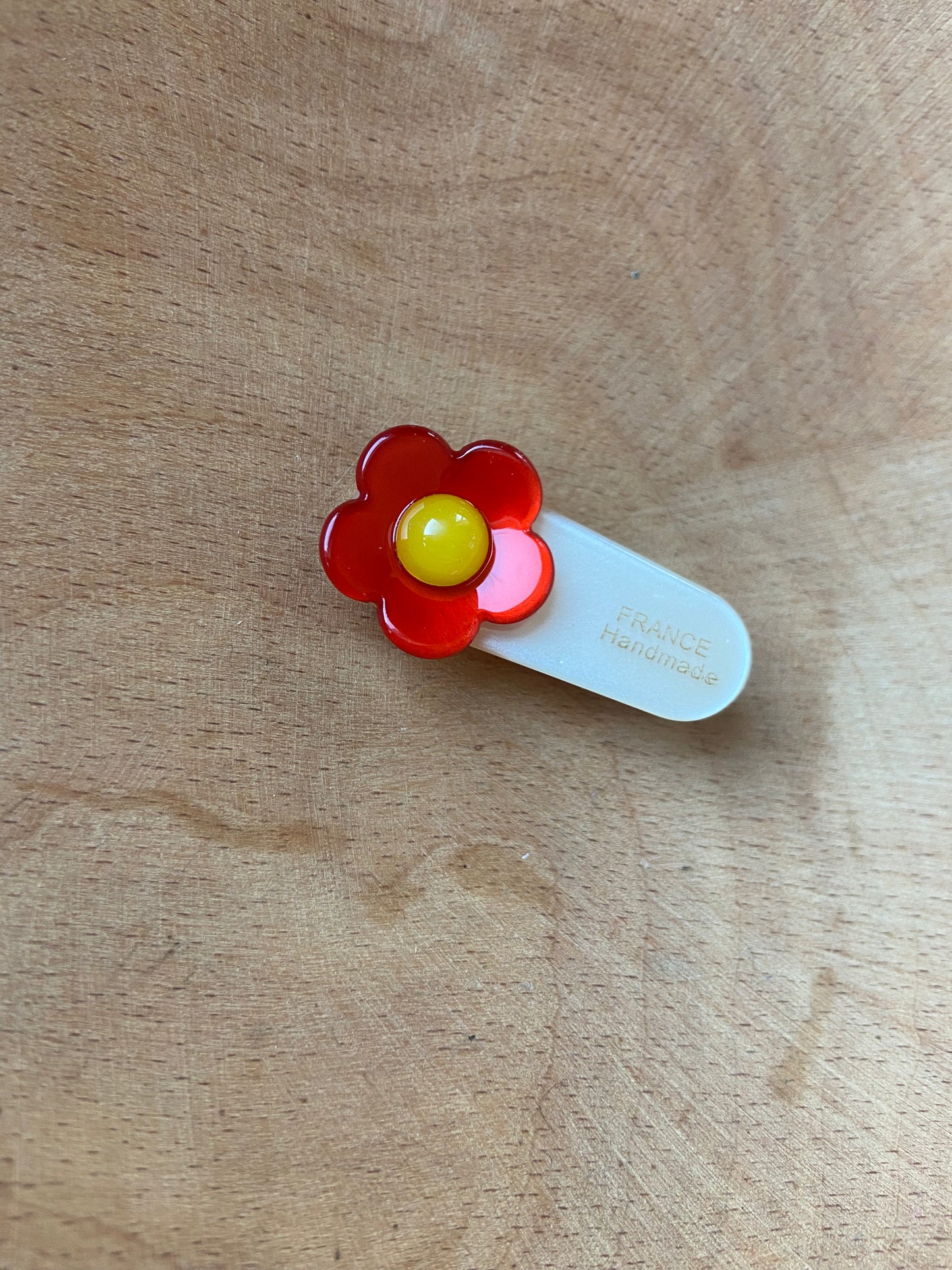 Flower duckbill clip