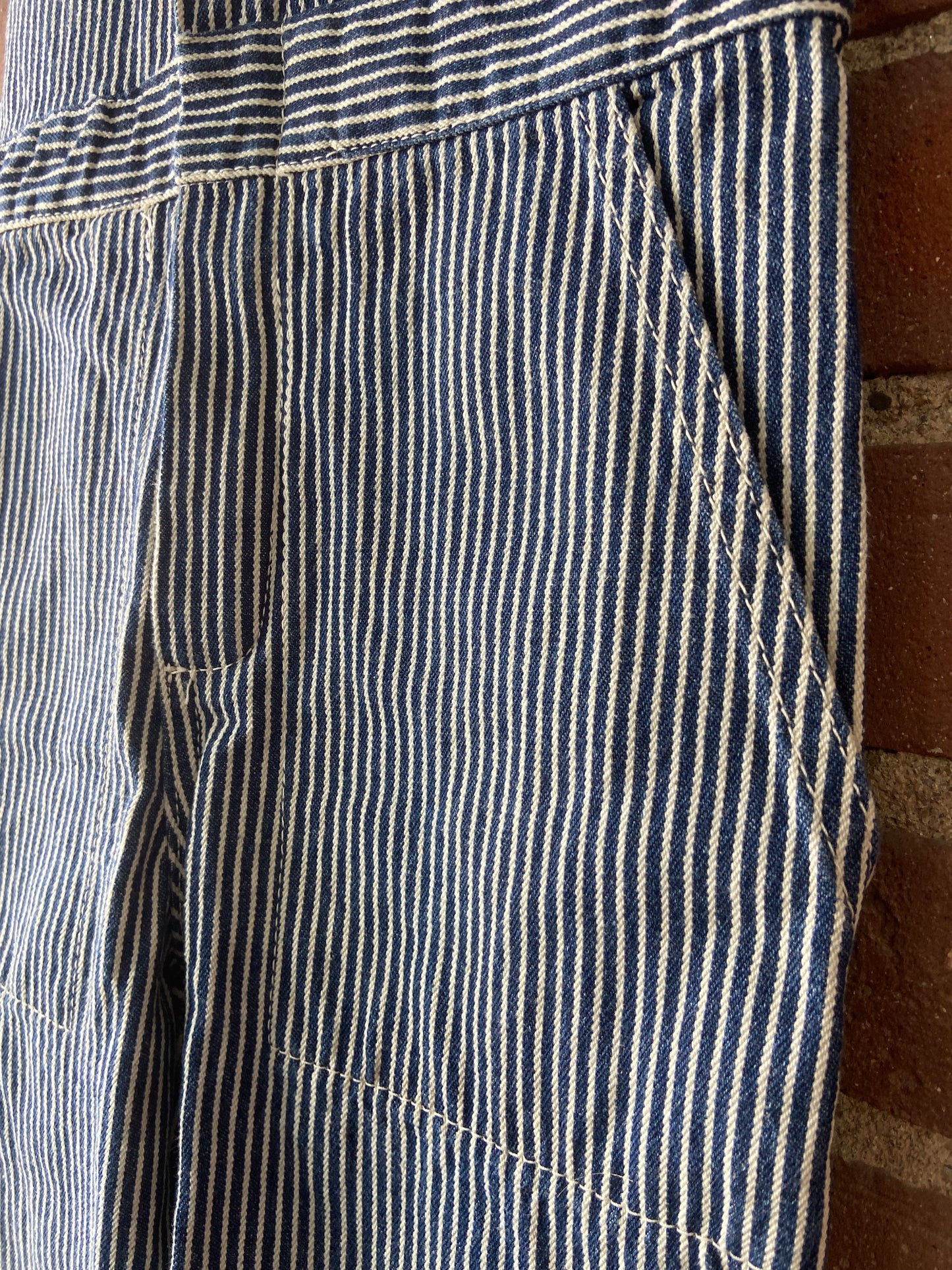 Little.Ones Hey Gang railroad stripe coveralls sz 4/5 (3,2)