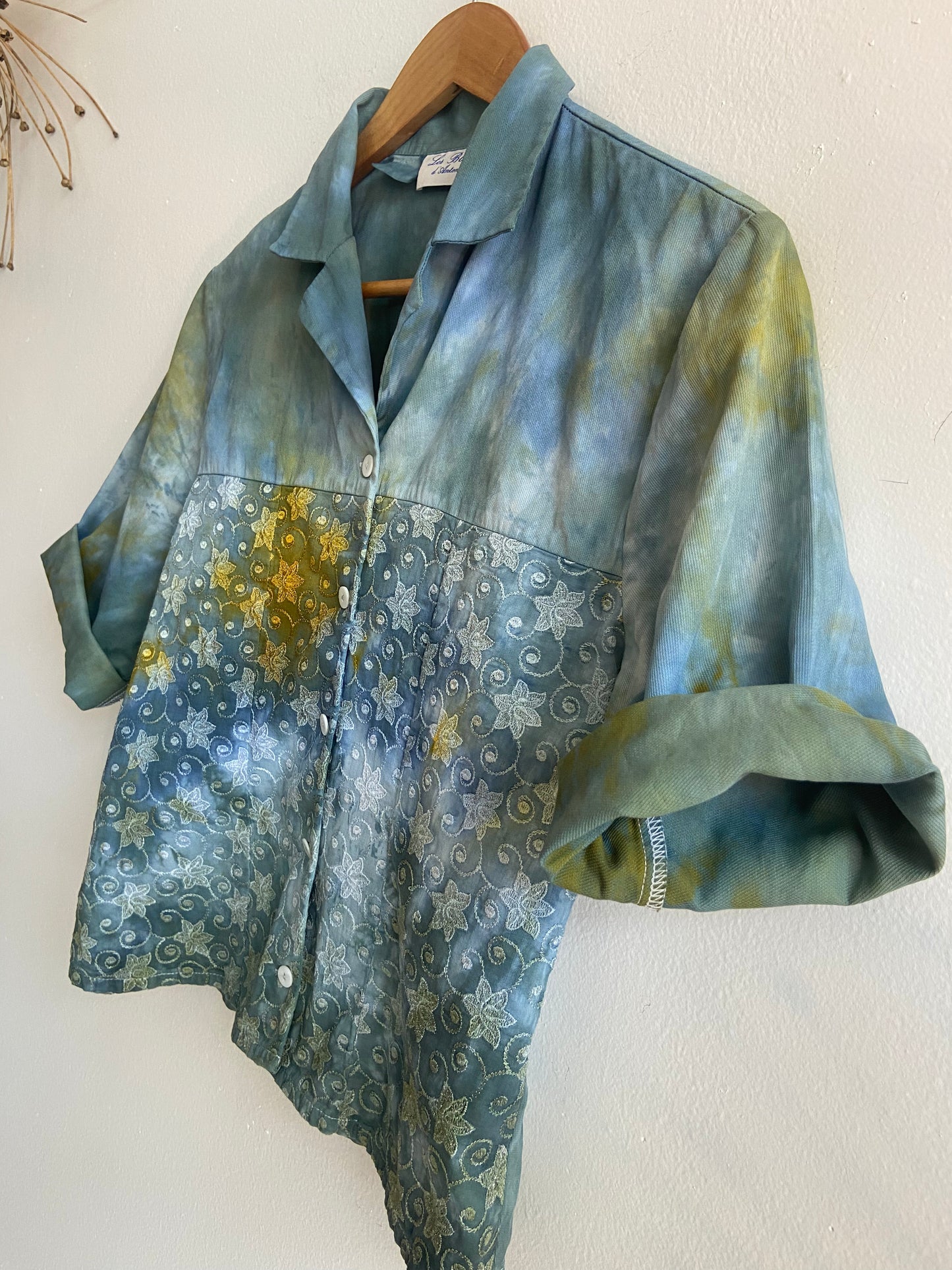 Blue and green tie-dye short-sleeve button-up SS 1