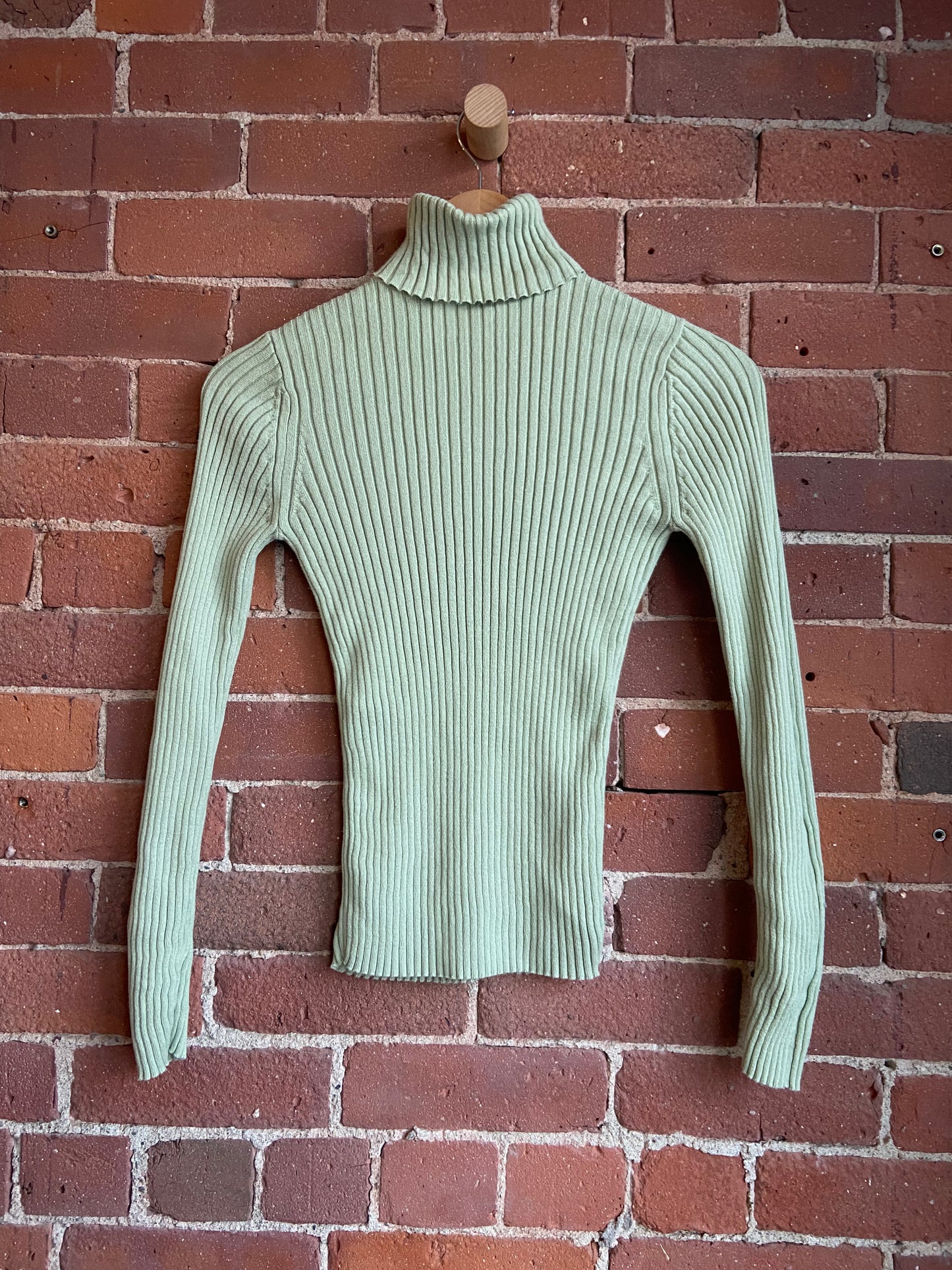 M + P turtleneck light green SS 1