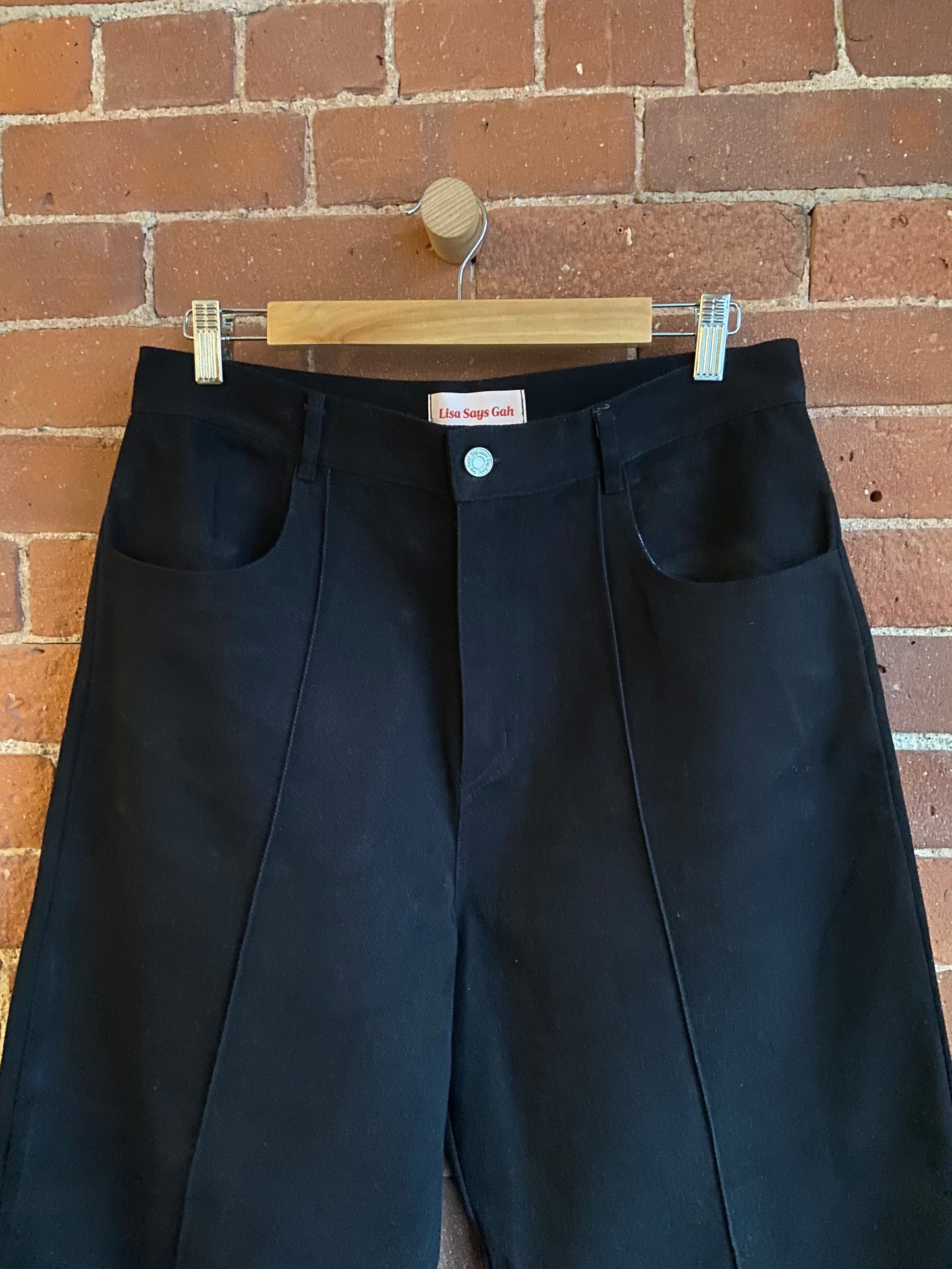Lisa Says Gah black high waisted jeans SS 1-2