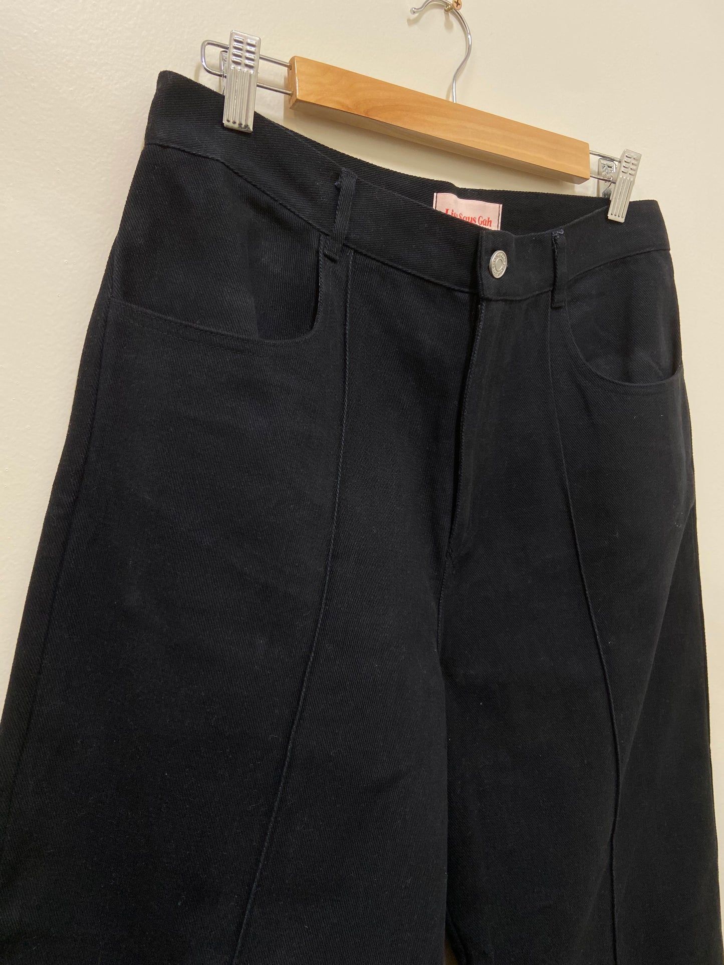 Lisa Says Gah black high waisted jeans SS 1-2