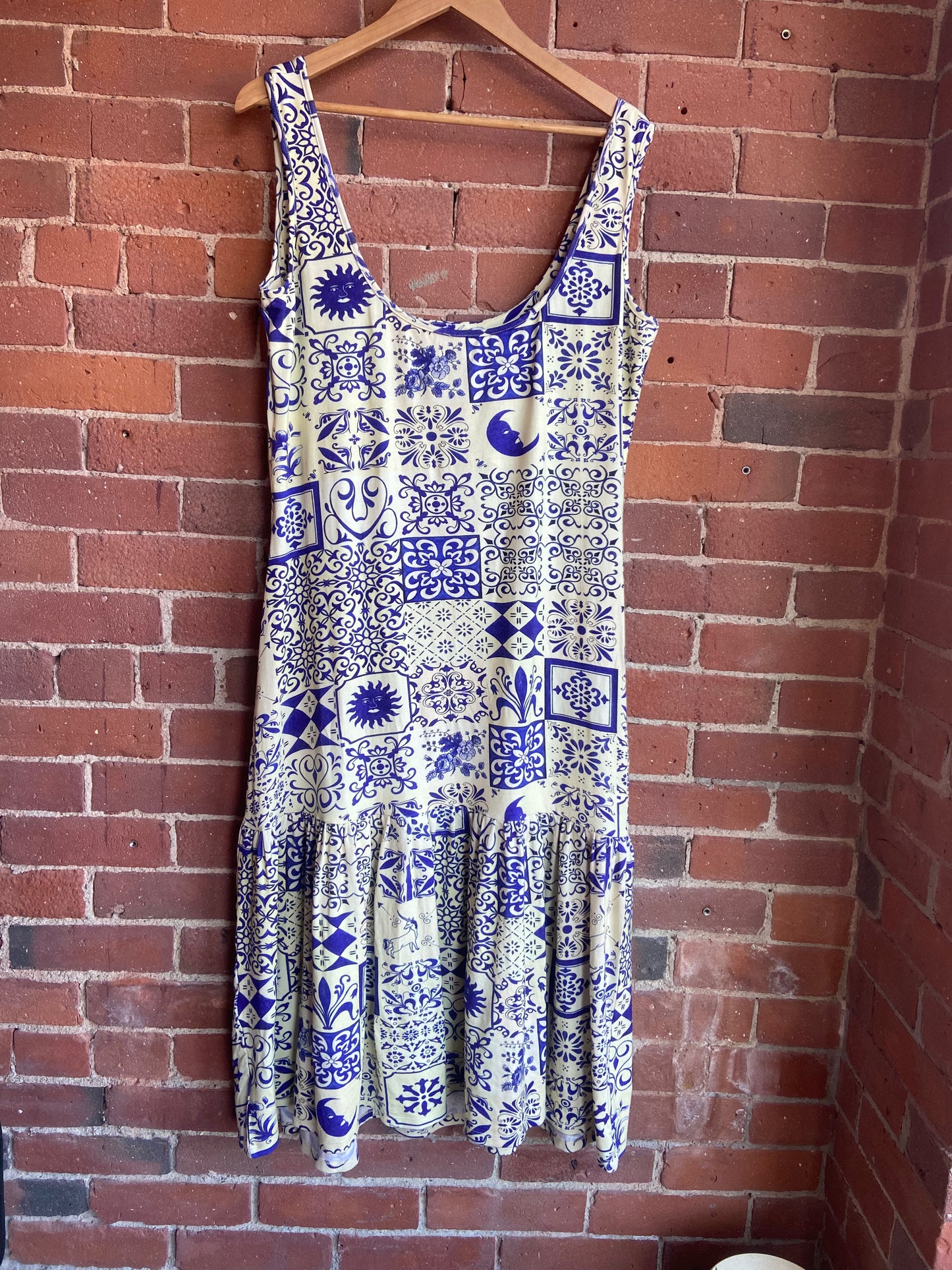 Blues pattered knit dress SS 2-3