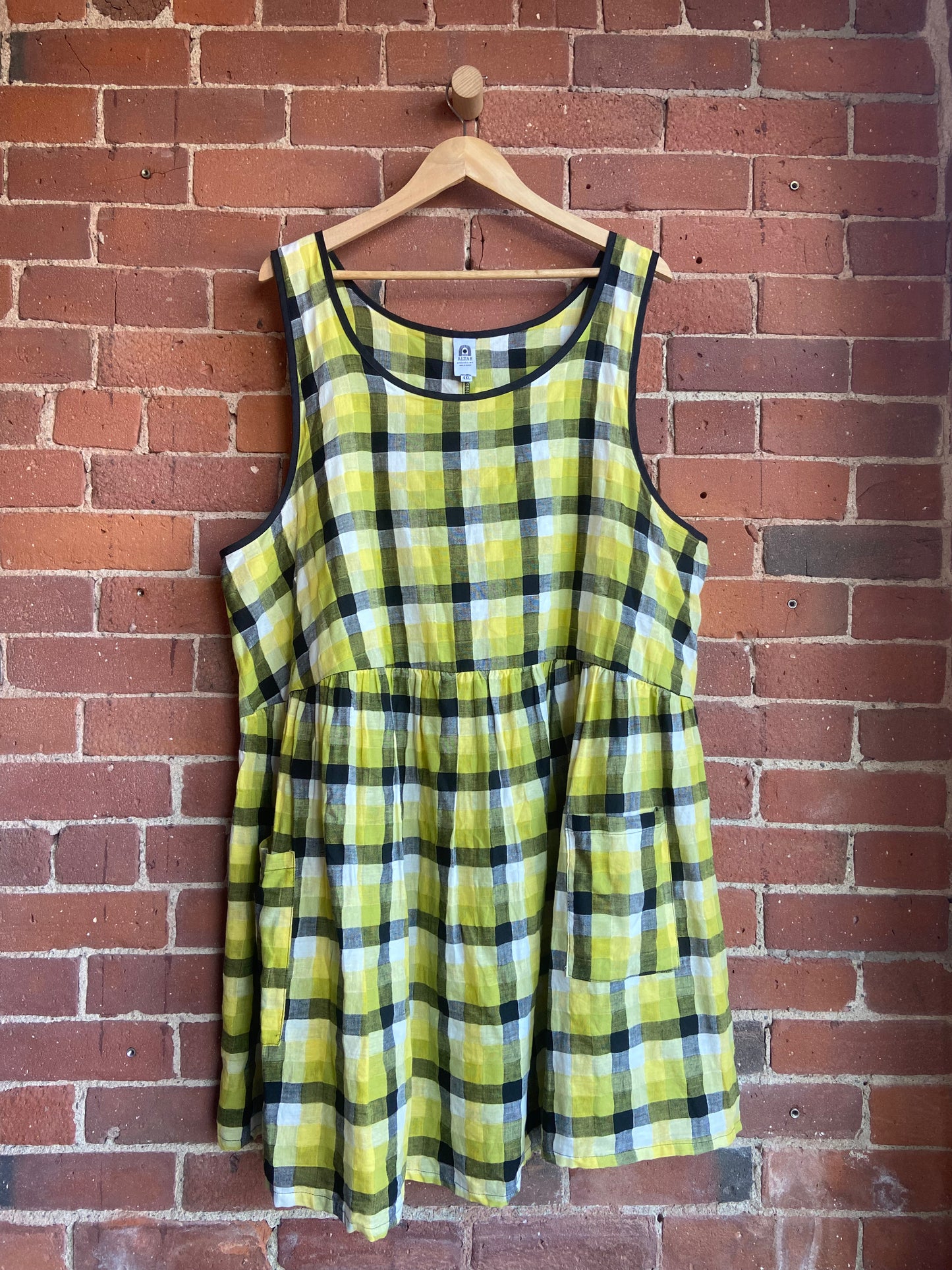 Altar checkered dress SS 3