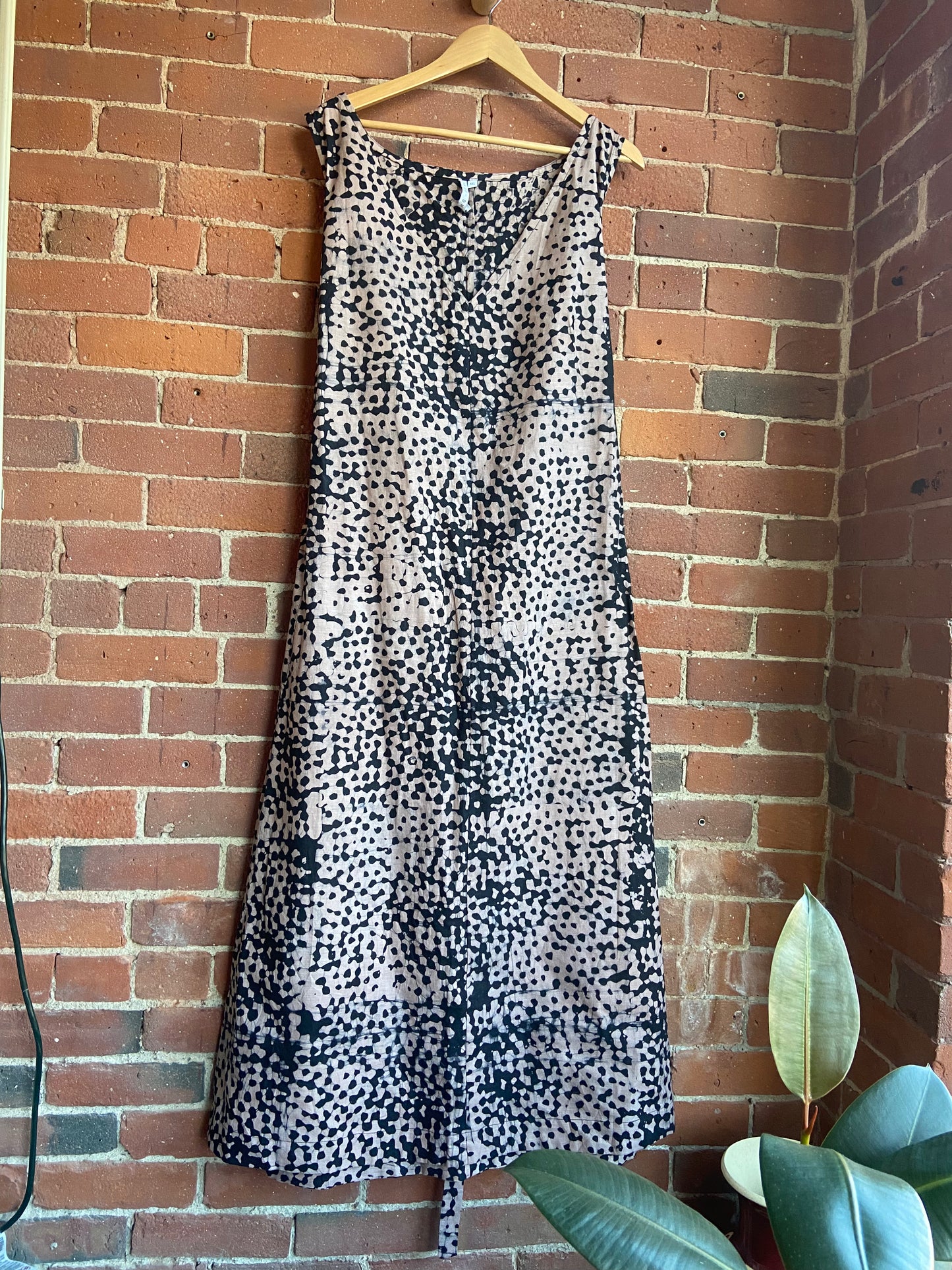 Osei Duro tan/black dress SS 3