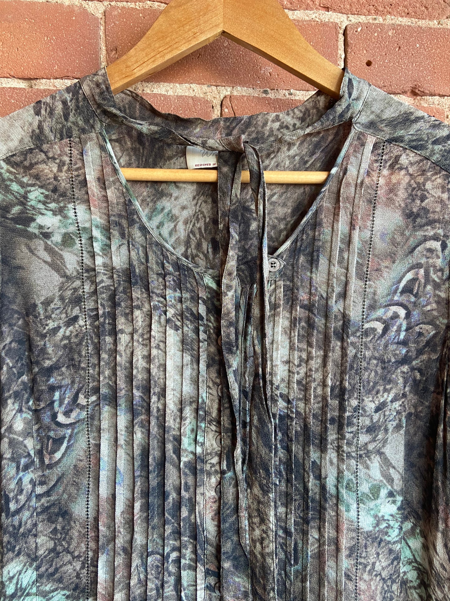 Long-sleeve sheer wrap dress with buttons SS1