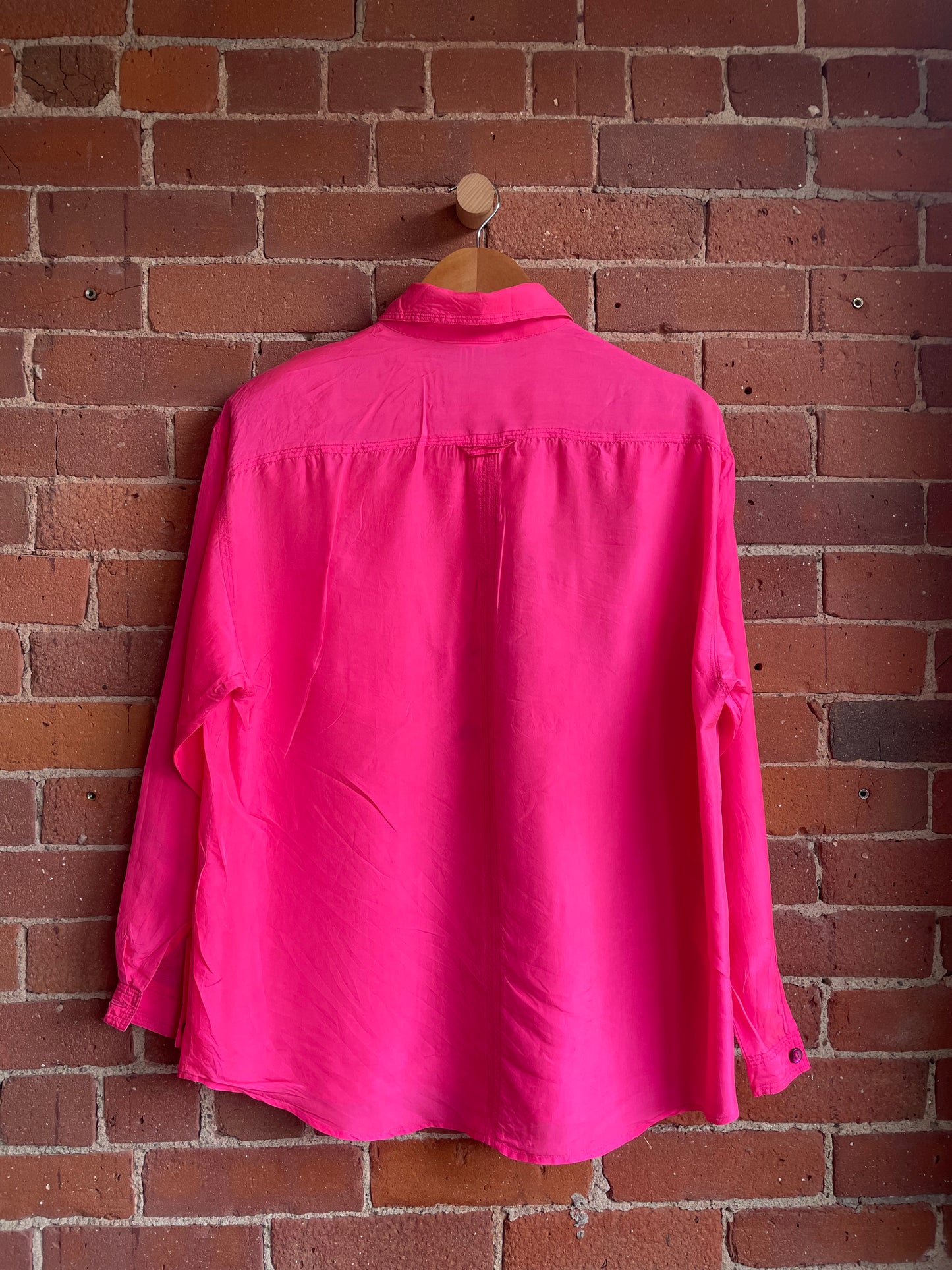 "CLIO" High Vis 100% Silk Button Down SS2-3