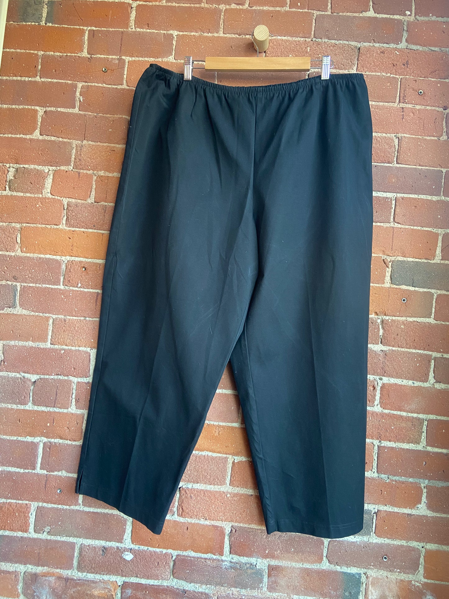 Eileen Fisher black pants SS3