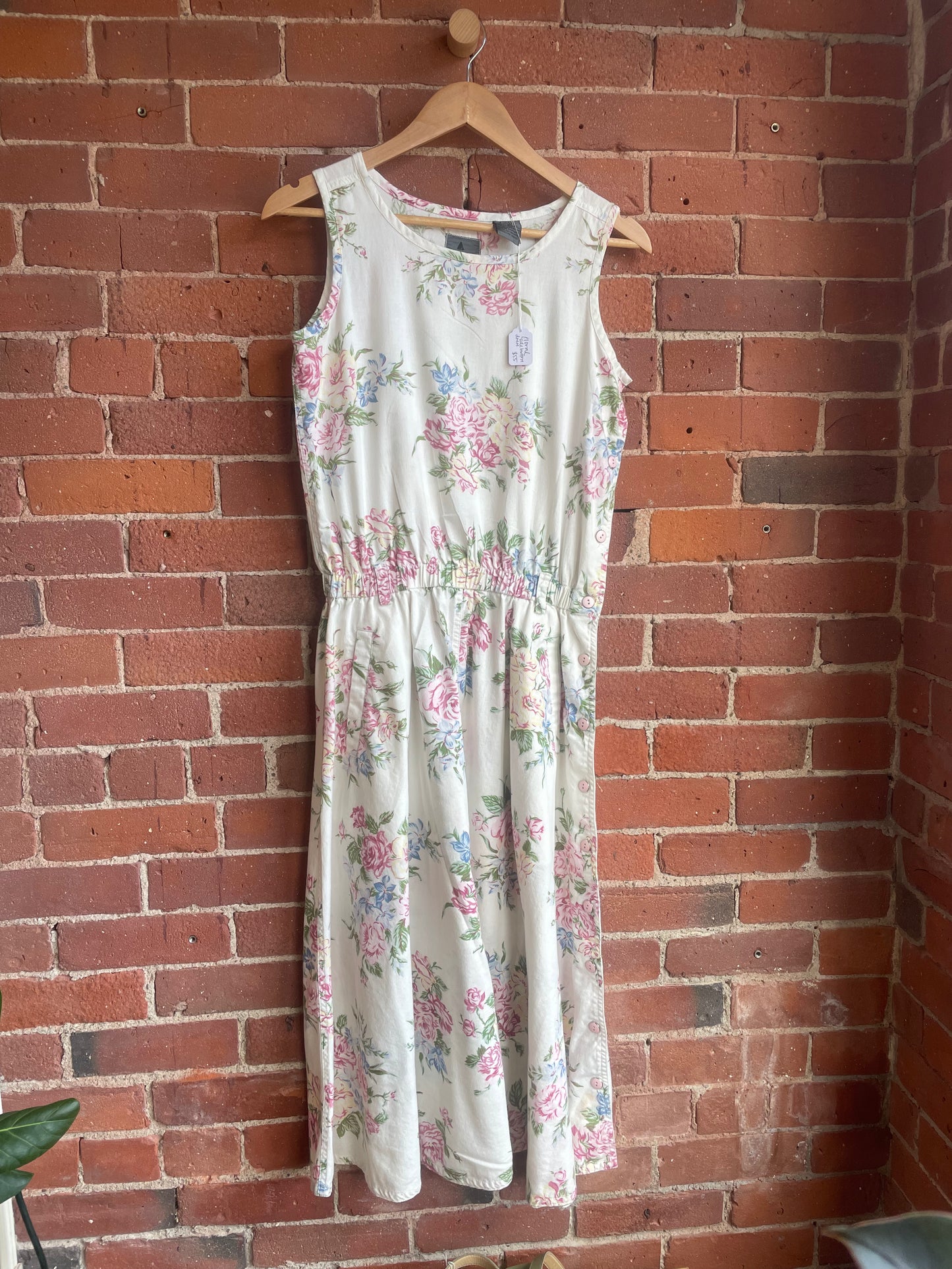 Cotton Floral Dress With Pink Buttons SS1-2