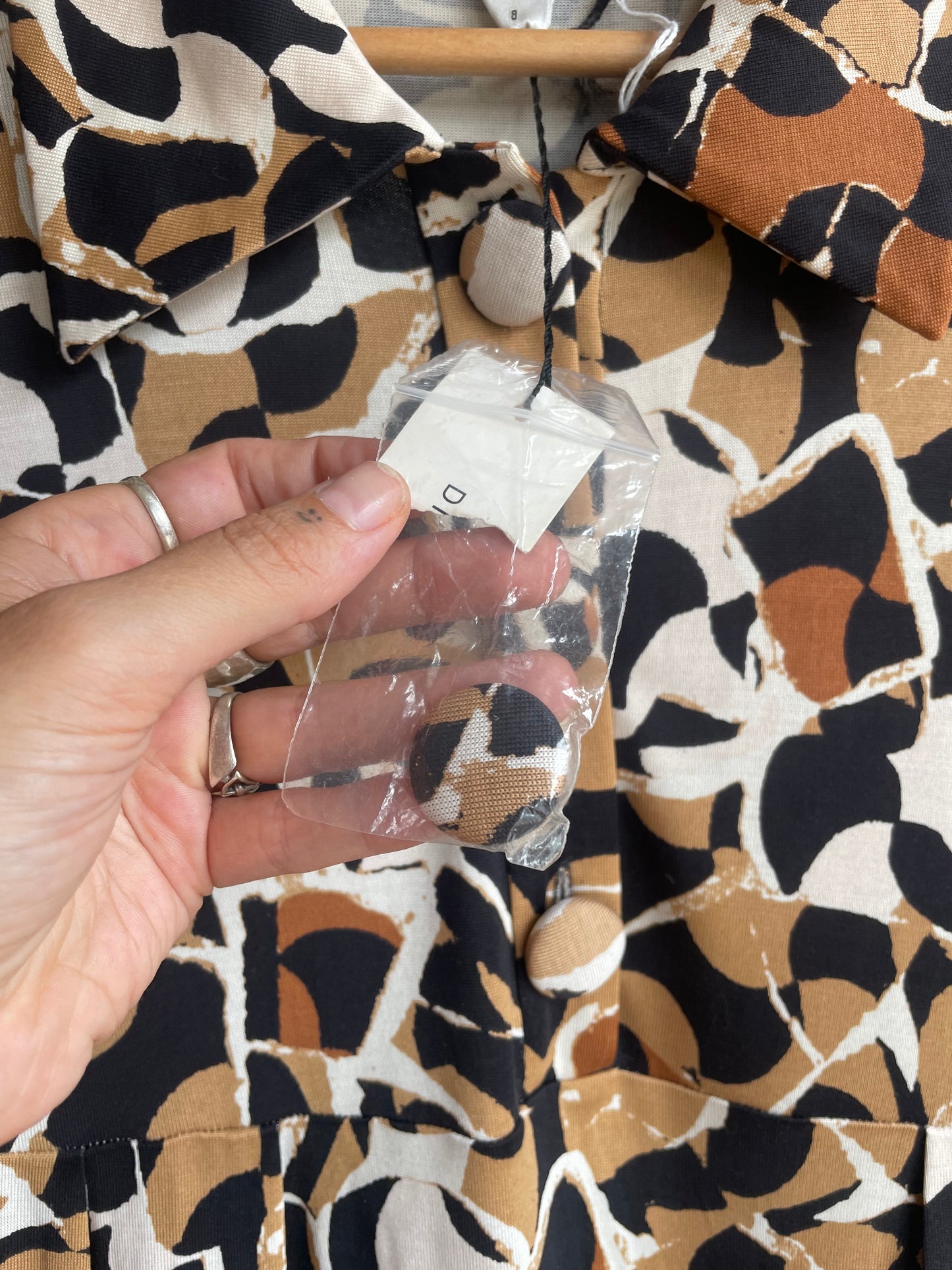 Diane Von Furstenberg 100% Silk Dress SS1