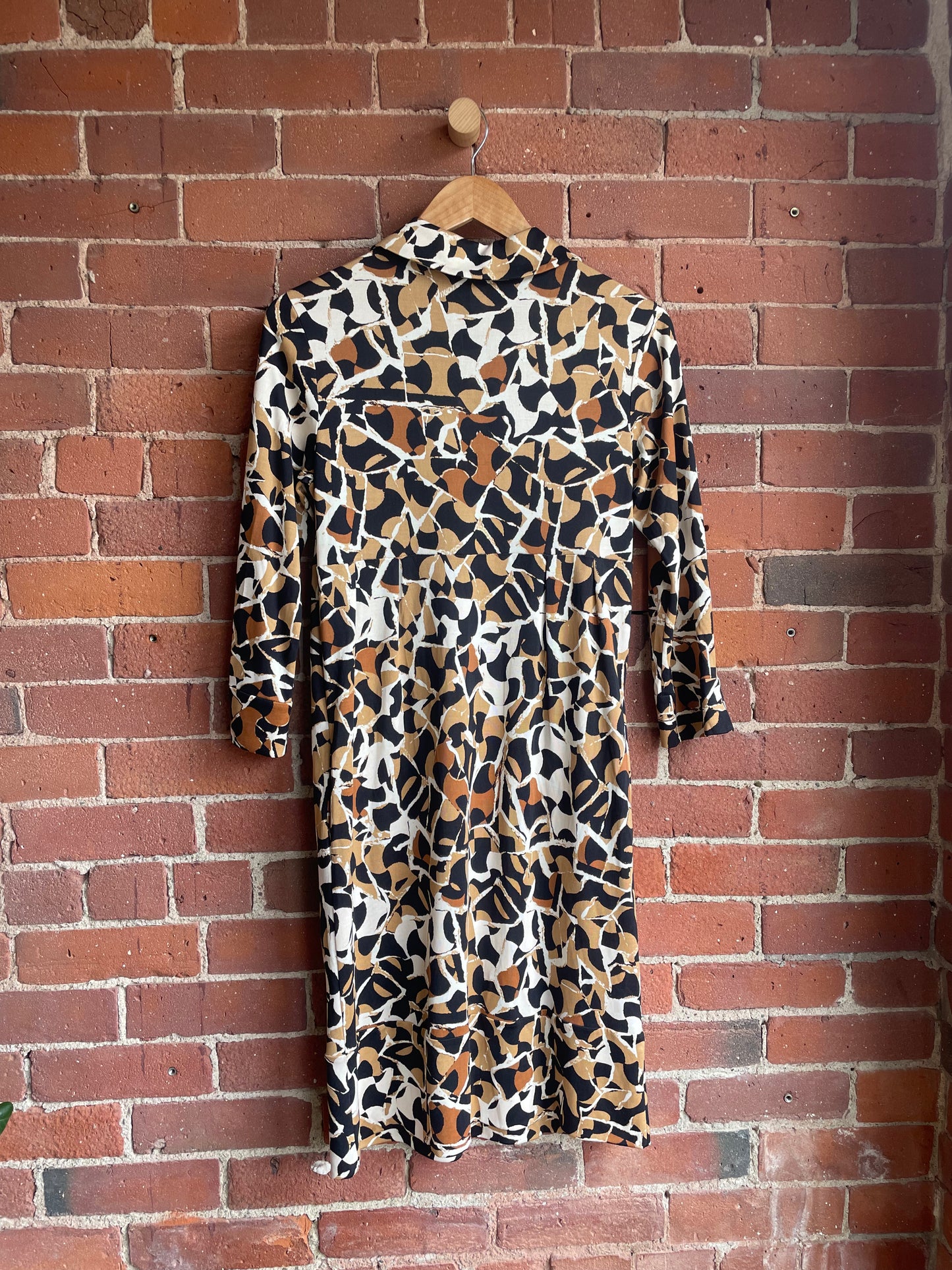 Diane Von Furstenberg 100% Silk Dress SS1